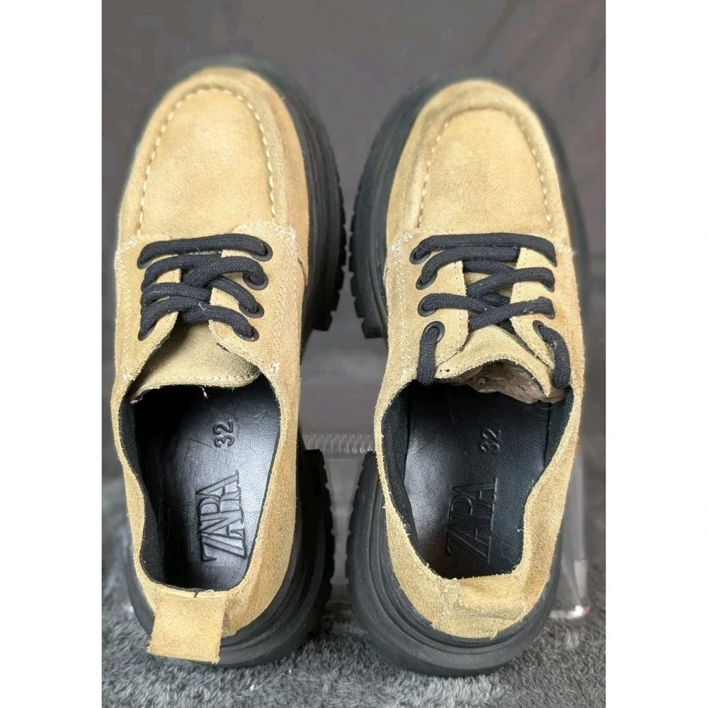 Zara‎ Kids Beige Suede Chunky Loafers Lug Sole Lace Up Moccasins Size EU 32 US 1